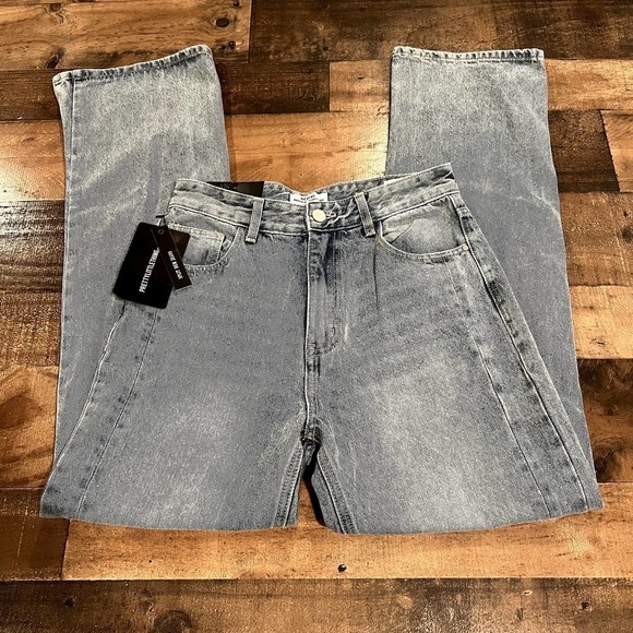 REDIAL by Pretty Little Thing Light Wash Split Hem Jeans - Picture 3 of 11